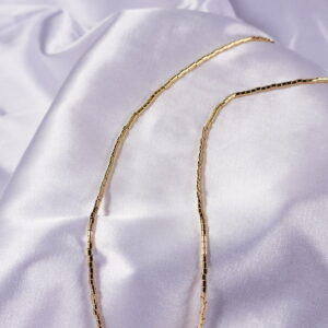 Colar quadradinho fino