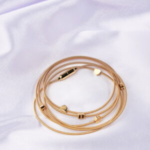 Corda de violão com corações